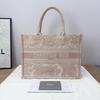 [Б/У] Сумка-тоут Book Tote Классическая с вышитым логотипом Сумка-шоппер Хлопок Средний - Отличное состояние #A74KV8