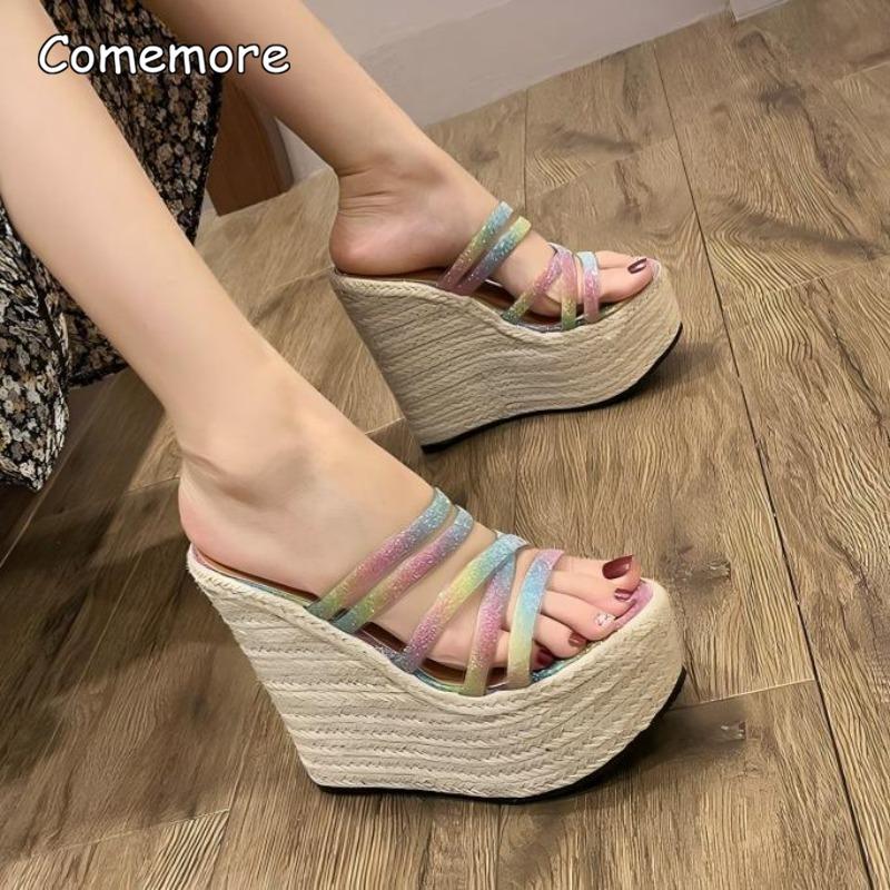 Модные шлепанцы на танкетке с высоким каблуком 15 см, летняя пляжная обувь для женщин, шлепанцы с блестящими ремешками, повседневные шлепанцы Pantuflas Mujer