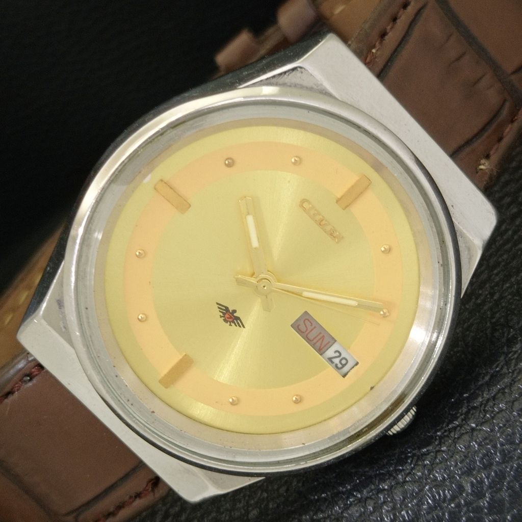 АВТОМАТИЧЕСКИЕ ВИНТАЖНЫЕ ЧАСЫ CITIZEN 8200 ЯПОНИЯ МУЖСКИЕ С ЗОЛОТИСТЫМ ЦИФЕРБЛАТОМ a702757-1 R210-a702757