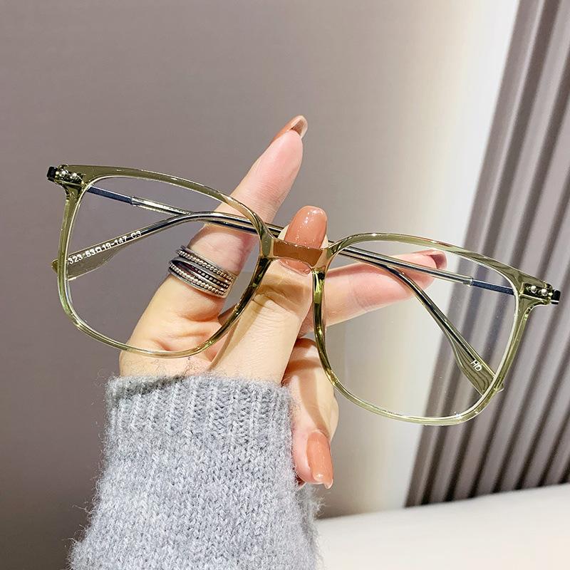 Autumn TR Frame New Gray Simple Glasses Frame Personality College Fashion Wear Anti-blue Flat Mirror.
