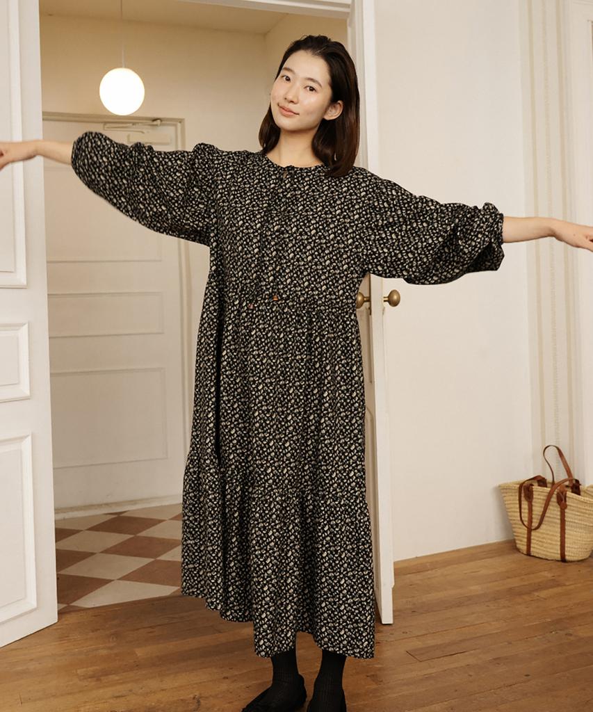 CHIQUITA Flower Balloon Dress Black
