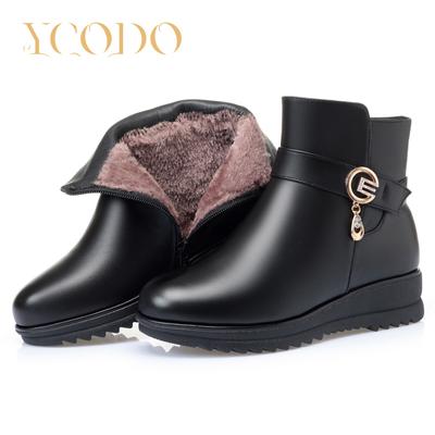 Женские осенне-зимние нескользящие повседневные удобные кожаные ботинки большого размера на мягкой подошве с внутренней молнией и металлическими украшениями
