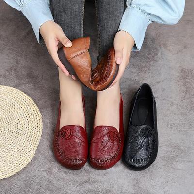 2025 Этнический стиль ручной работы из натуральной кожи с мягкой подошвой для женщин среднего возраста