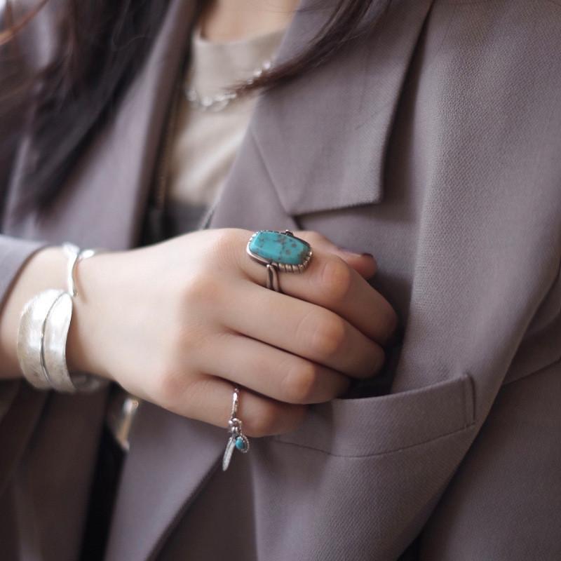 Stylish Geometric Open Adjustable Copper Ring For Women With Vintage Hawk Feather Design