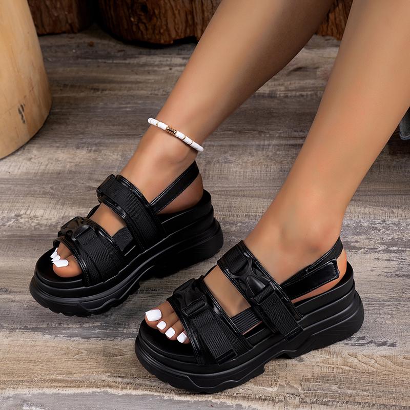 Women Summer 2023 Thick Bottom Non Slip Beach Shoes Woman Fashion Buckle Sports White Chunky Platform Sandals