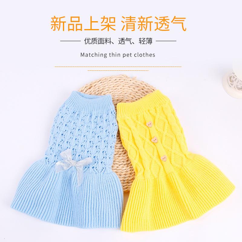 Вязаное платье с бантом для домашних животных, одежда для кошек, одежда для щенков на осень/зиму, акриловое однотонное платье с капюшоном для маленьких собак, свитер с низом