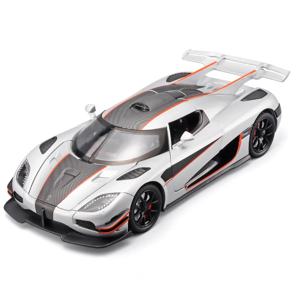 1:24 Koenigsegg ONE Alloy Car Model with Ejection Doors - Sports Car Ornament and Toy