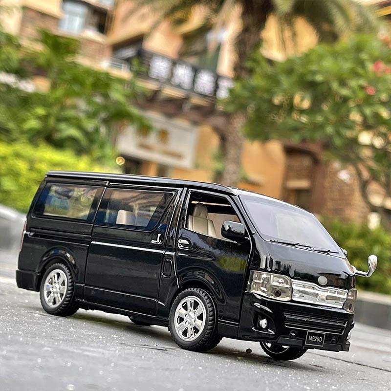 1:32 Scale Toyota Hiace MPV Alloy Car Model, Diecasts Metal Toy Vehicles Car Model with Simulation Sound and Light Collection Children Gift
