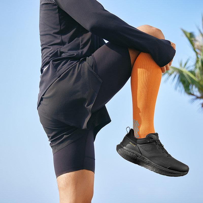 SAUCONY Triumph Cmt 2 Удобная амортизация Pwrun+ для города Кроссовки унисекс с низким верхом для повседневных тренировок и бега на короткие дистанции Черные S28239-4