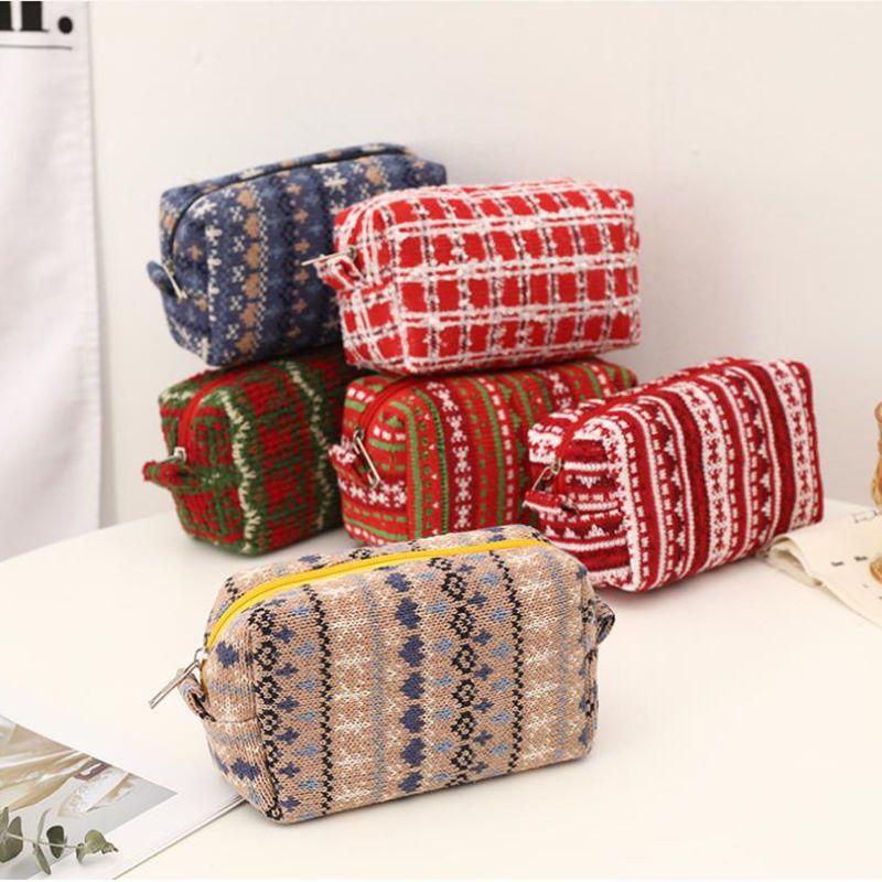 Красный вязаный шерстяной пенал, вместительная косметичка с осенне-зимним узором в виде снежинок, классическая сумка