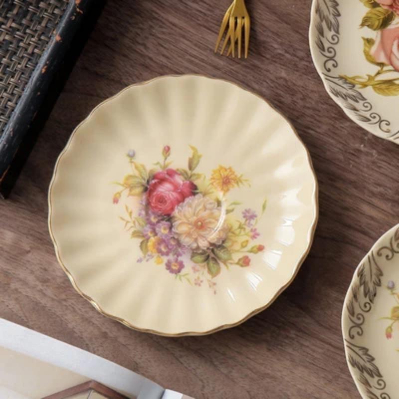 European-style Household Ceramic Snack Plate Creative Dessert Plate Restaurant Tableware Kitchen Supplies Decorative Meal Plate