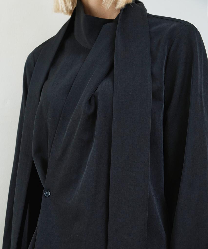 IHR Button Scarf Wrap Blouse / Black