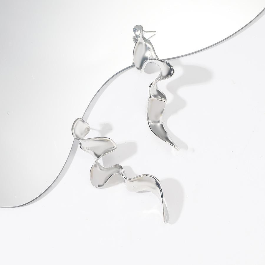 Fashion Exaggerated Irregular Geometric Distortion Earrings For Women