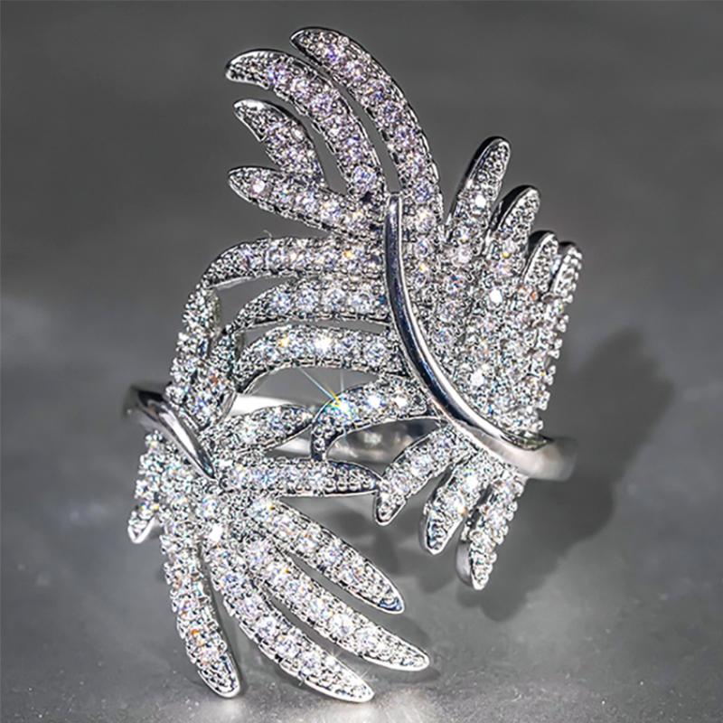 Huitan Gorgeous Bling Bling Crystal CZ Rings Lady Luxury Wedding Party Accessories Female Dainty Finger Jewelry for AnniversaryGood product