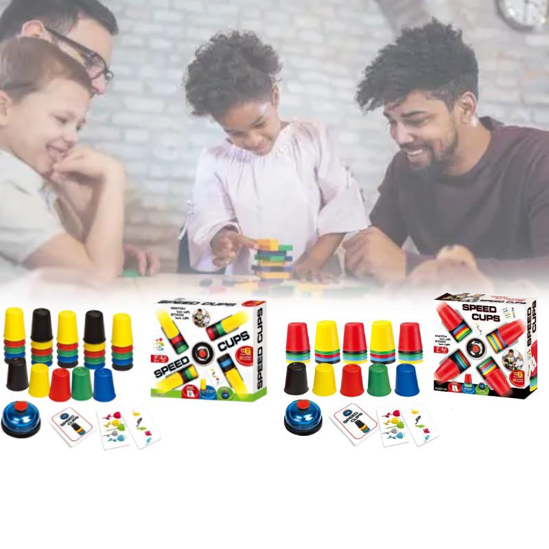 Креативная детская игра в складывание стаканчиков с высокой скоростью, развивающая реакцию и сообразительность.