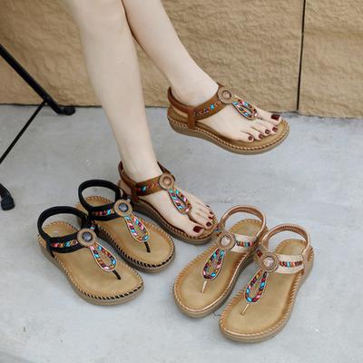 2025 Летняя обувь Женские босоножки в стиле бохо Летние праздничные плоские модные брендовые женские босоножки Черное золото Большой размер 42