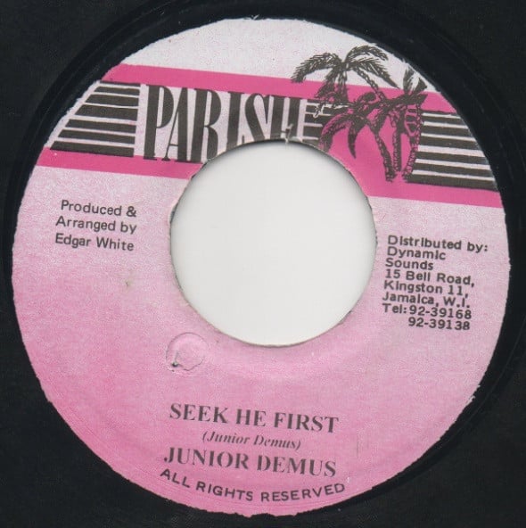 7-дюймовая пластинка JUNIOR DEMUS - Seek He First NONE Parish Jamaica Регги, Ска и Даб Б/у