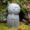 Ручная работа Маленькая скульптура монаха Милые садовые украшения Дзидзо Забавные миниатюры монаха На открытом воздухе