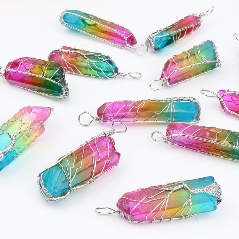 Healing 7 Chakra Crystal Necklace Silver-wrapped Women's Jewelry Rainbow Aura Crystal Point Pendant for Jewelry