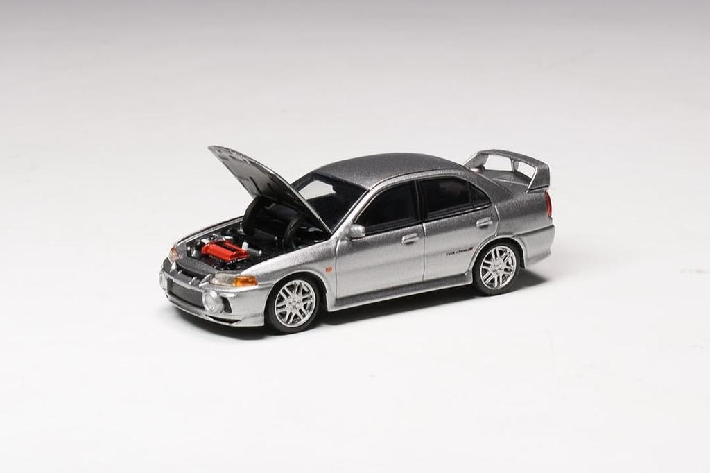 MOTORHELIX Mitsubishi Lancer Evolution IV STEEL SILVER METALLIC Finished Product M64001 1/64