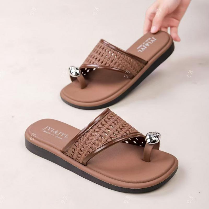 Ретро шлепанцы с плоской подошвой и открытым носком 2025 женские карманные новинка лето верхняя одежда курорт морское побережье пляж сланцы