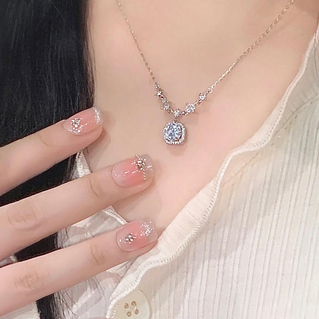 Square diamond zircon necklace women's simple light luxury pendant collarbone chain Qixi Festival Valentine's Day gift for girlfriend