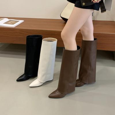 Зима 2025 новые остроносые ботфорты на высоком, но до колена каблуке с внешним скосом женские ботинки рыцарские тонкие ботинки