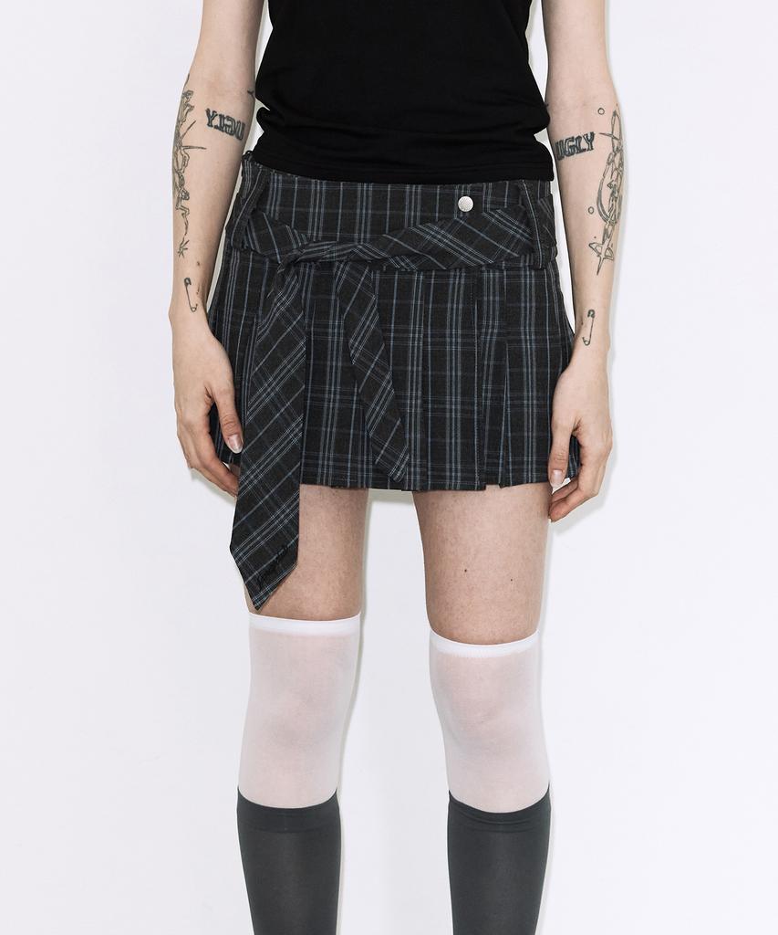 Fancy Club Check Pleated Wrap Skirt (Charcoal) F26Qd159