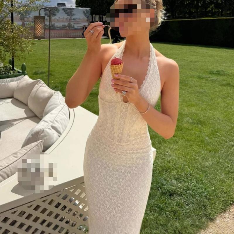 Европейский и американский летний стиль без спины с завязкой на шее, пляжный стиль для отпуска, V-образный вырез, однотонное модное платье