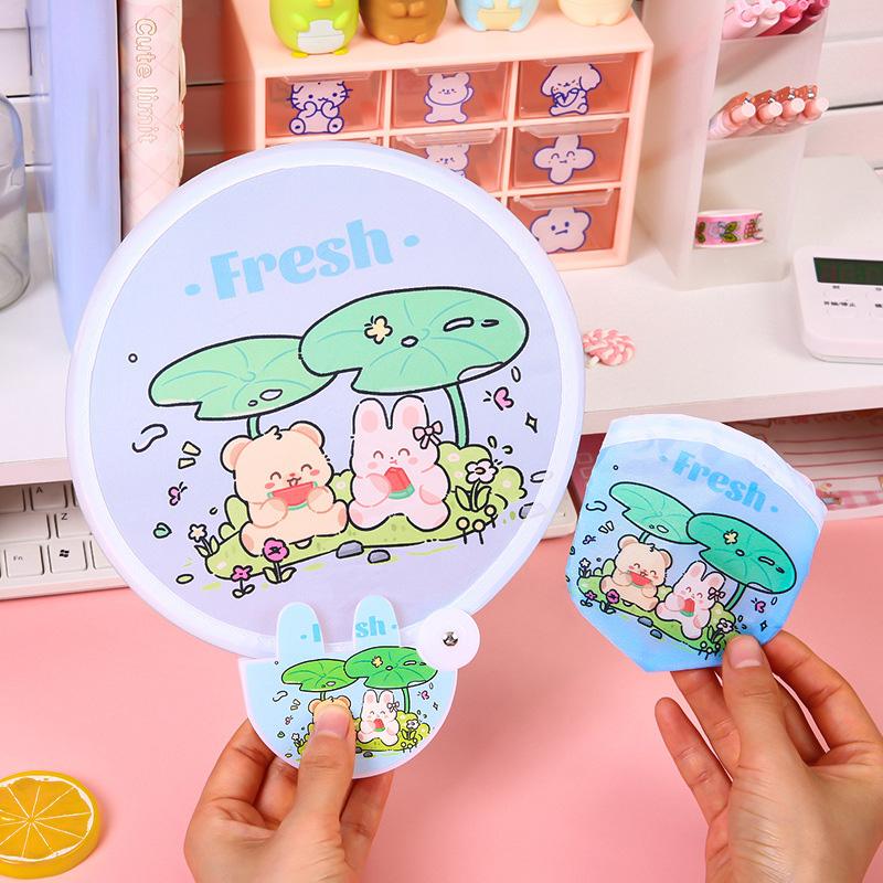 Милый карманный вентилятор с мультяшным узором, складной с ручкой, тканевая поверхность, ручной вентилятор, летний портативный