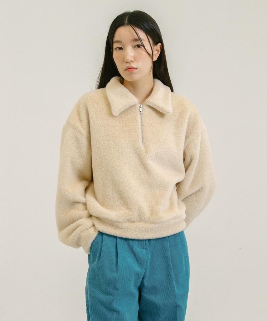NEBELEVERYWEAR Fur Half Zip Up_Ivory