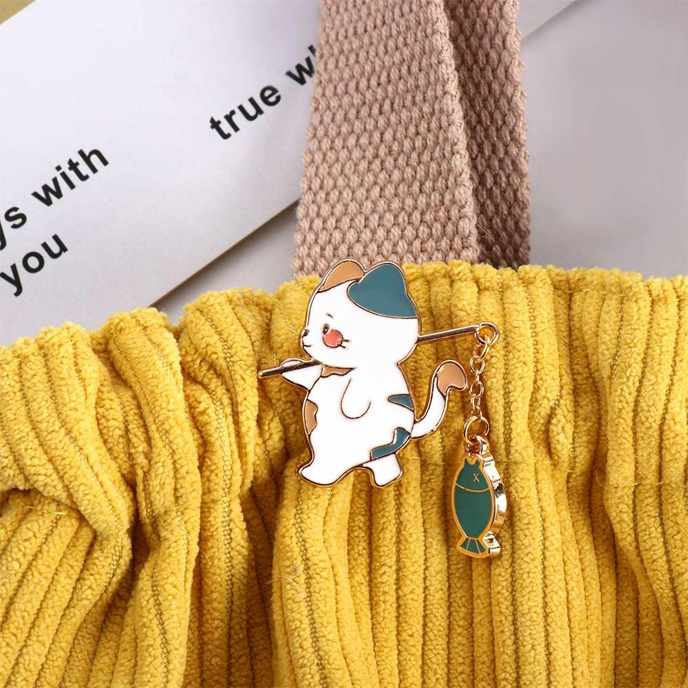 Men School Bag Friend Gift Collar Decoration Enamel Brooch Cat Fishing Brooch Cat Brooch Badge Pin