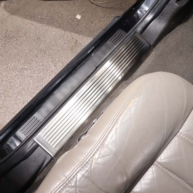 Для Hummer H2 2003-2009 Нержавеющая сталь Накладка на порог автомобиля Декоративная наклейка на порог автомобиля Аксессуары для автомобиля