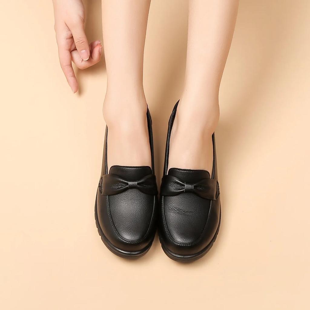 Женская повседневная обувь из кожи с круглым носком, без застежек, лоферы с неглубокой подошвой, кроссовки на платформе, женские туфли на плоской подошве, нескользящие, новый дизайн, одинарные туфли