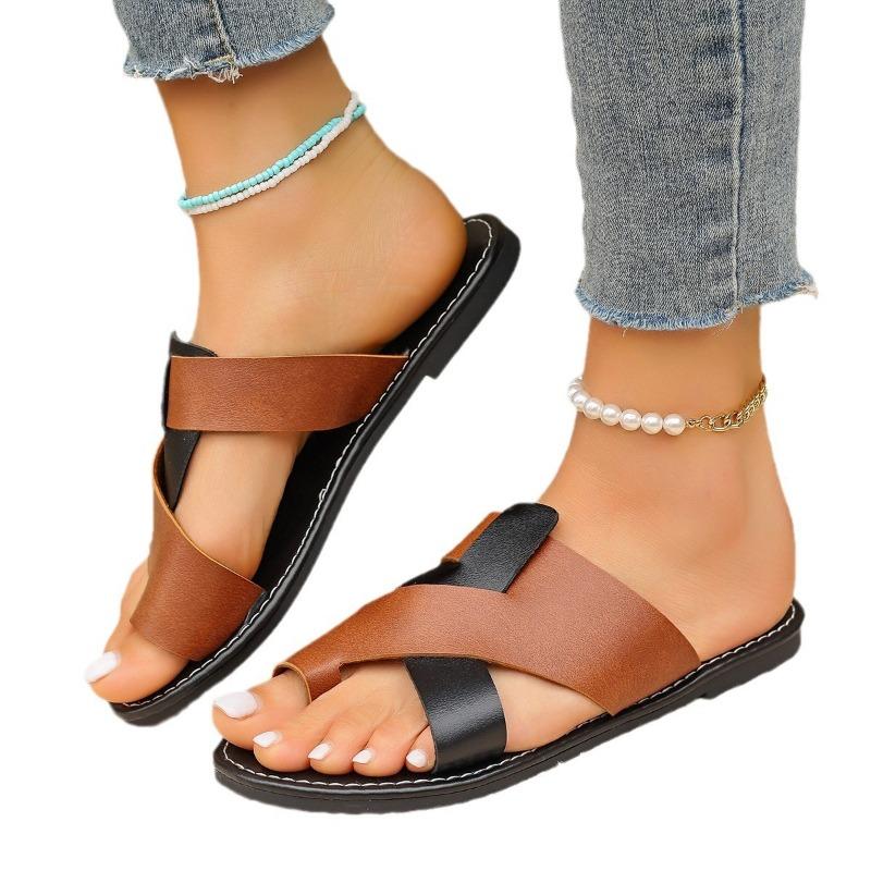 Новые большие по размеру полые прохладные тапочки для женщин, летние новые, с перекрестной расцветкой, повседневные, на плоской подошве, пляжные тапочки