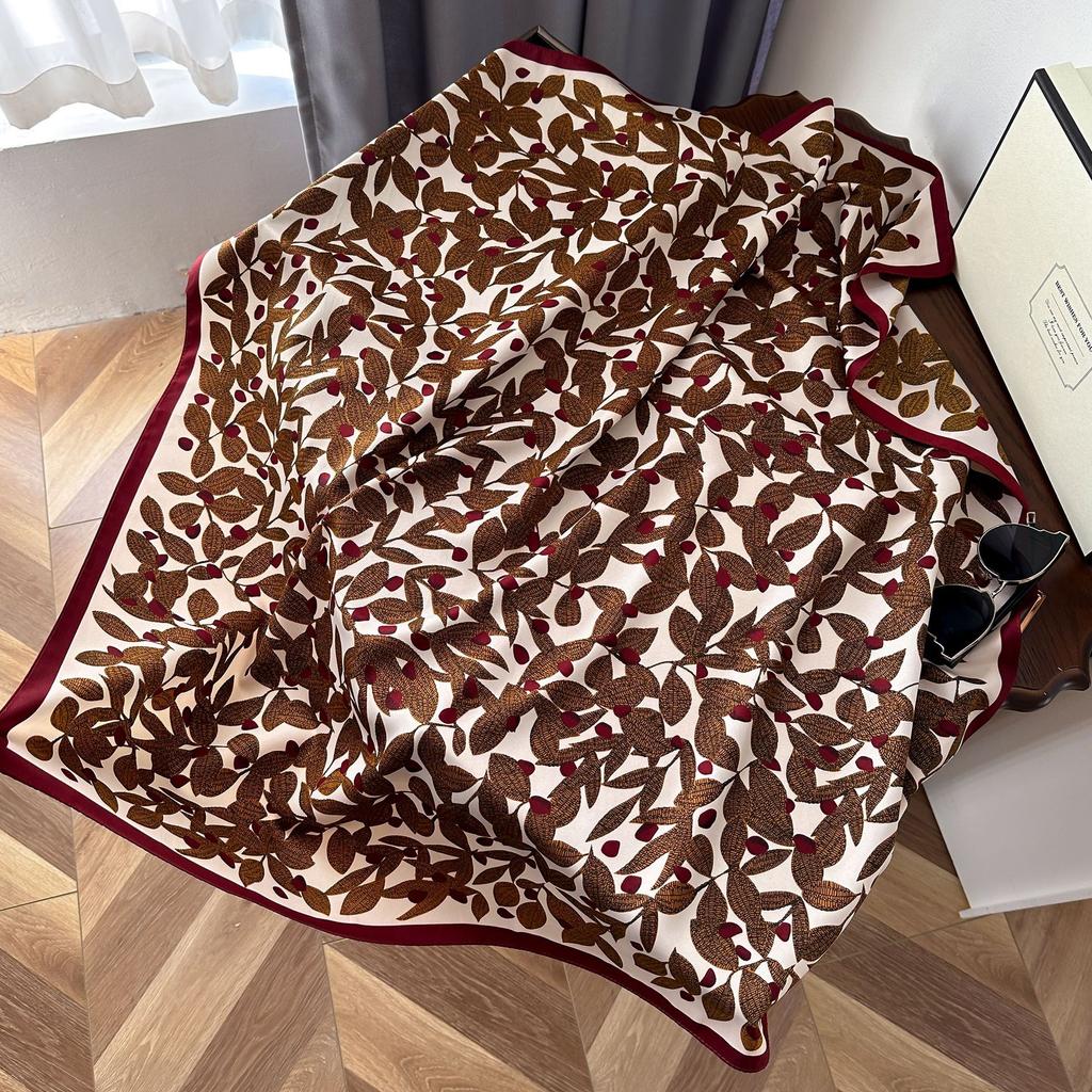 High-quality Luxurious Silk Scarves Headband Scarfs Neck Scarf For Women Chain Silk Scarf Women's Decorative Shawl