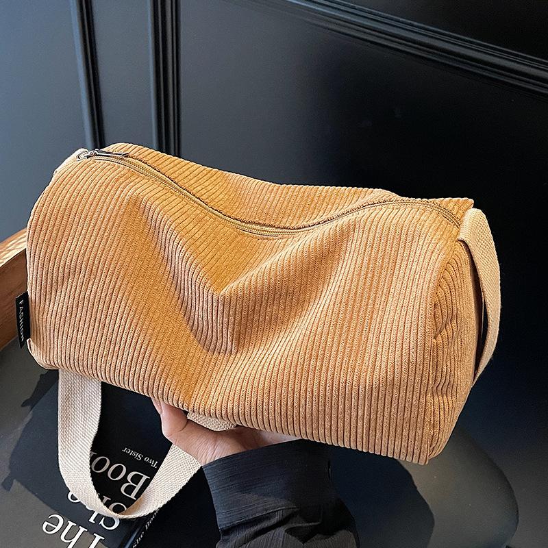 Вельветовая сумка для женщин на осень и зиму. Универсальная новая модная сумка через плечо. Популярная женская сумка-подушка.