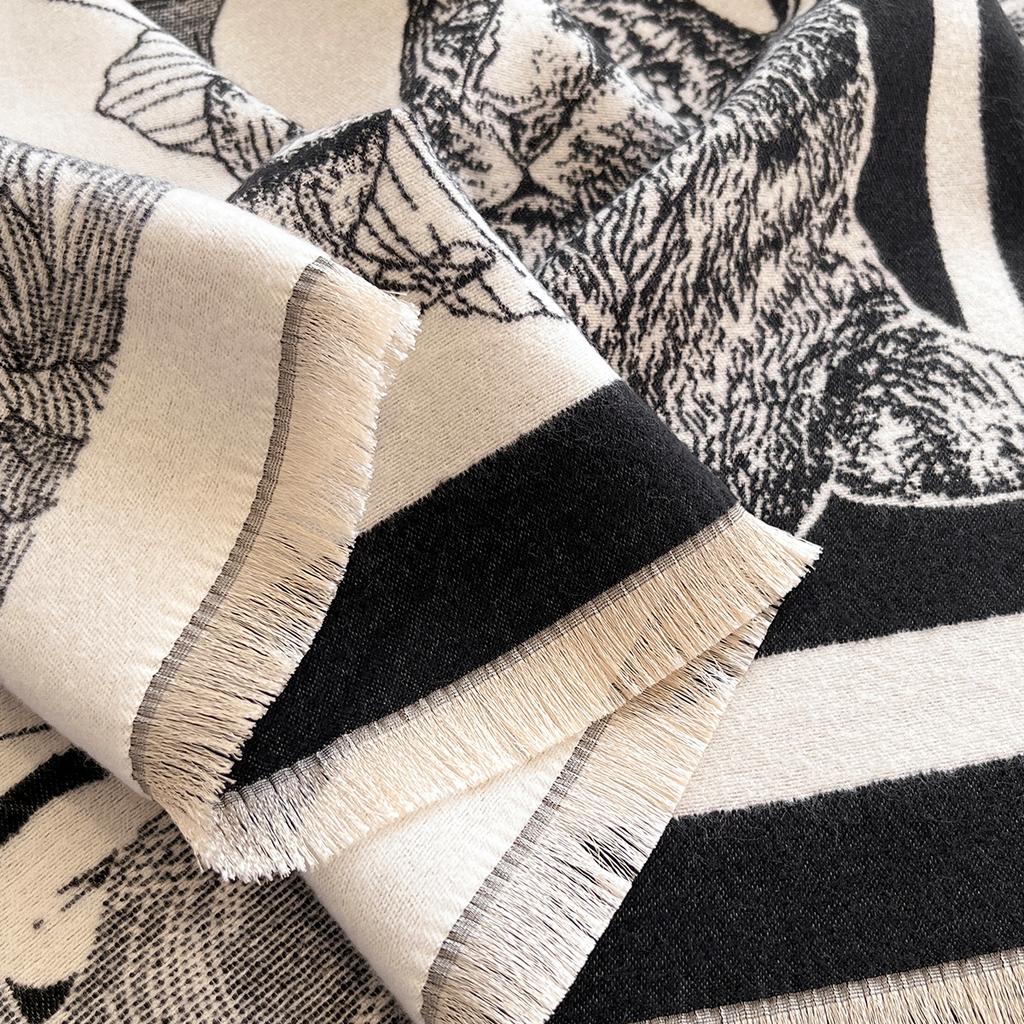 Luxury Leaf Print Scarf for Women Warmer Winter Imitation Cashmere Pashmina Scarves Shawls Female Thick Blanket Wraps Foul