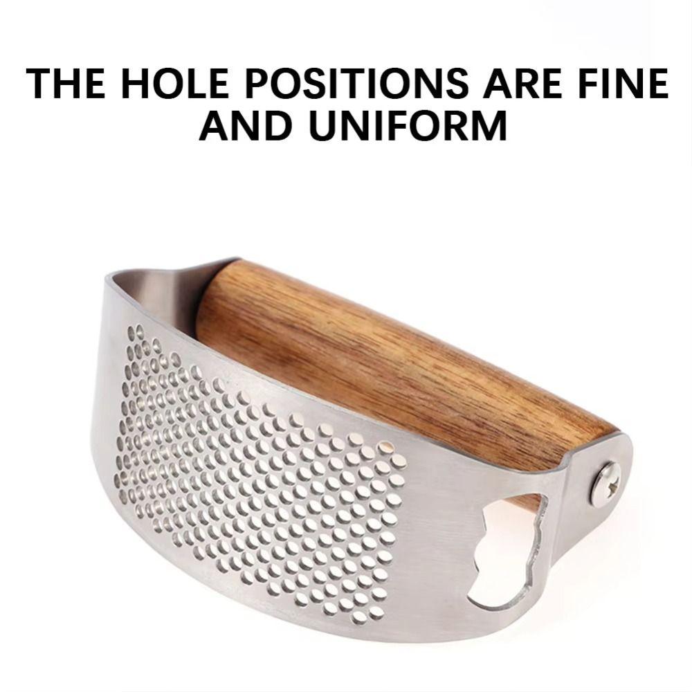 Stainless Steel Garlic Presse Manual Honeycomb Design Garlic Mincer Ergonomic Design Wooden Handle Garlic Crusher for Ginger