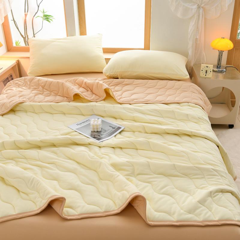 Весенне-летнее тонкое одеяло 150X200 см/180X200 см Мягкое легкое одеяло Студенческое общежитие Прохладное кондиционерное одеяло Стираемое