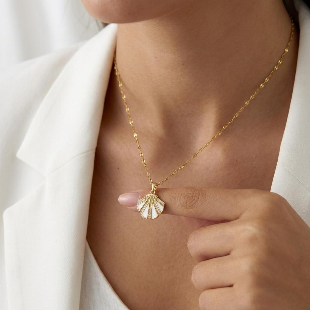 Summer Zircon Shell Pendant Necklace For Women Men Sea Animal Red Lobster Crab Stainless Steel Chain Collarbone Choker Jewelry