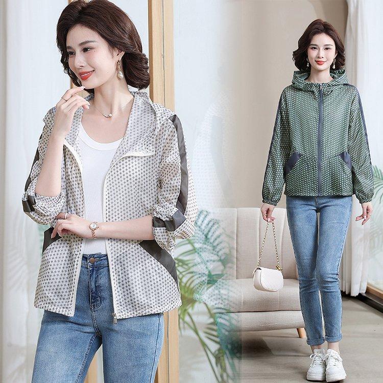 Женская весенне-летняя свободная одежда больших размеров с защитой от солнца, тонкое пальто, дышащая куртка с капюшоном, солнцезащитная куртка