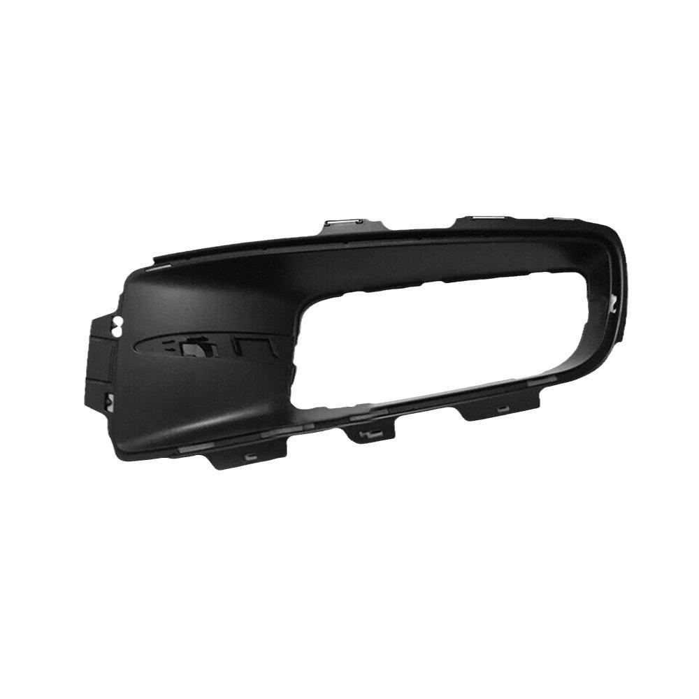 2007-2009 BMW X5 E70 Решетка переднего бампера и накладка противотуманной фары