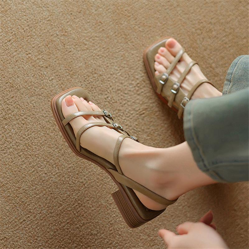 Модные новые летние сандалии из спилковой кожи, женская обувь, сандалии с квадратным носком для женщин, модные сандалии на массивном каблуке с ремешком и пряжкой, обувь-гладиаторы