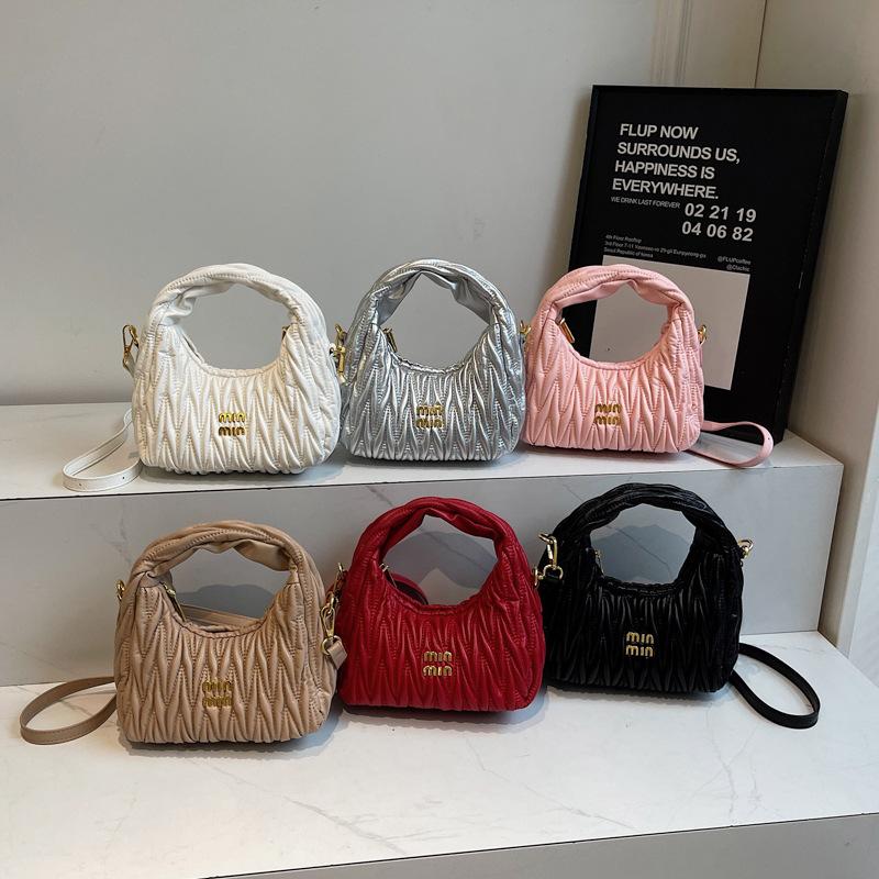 2025 summer new fashion pleated bag shoulder bag niche design casual simple trend handbag messenger bag