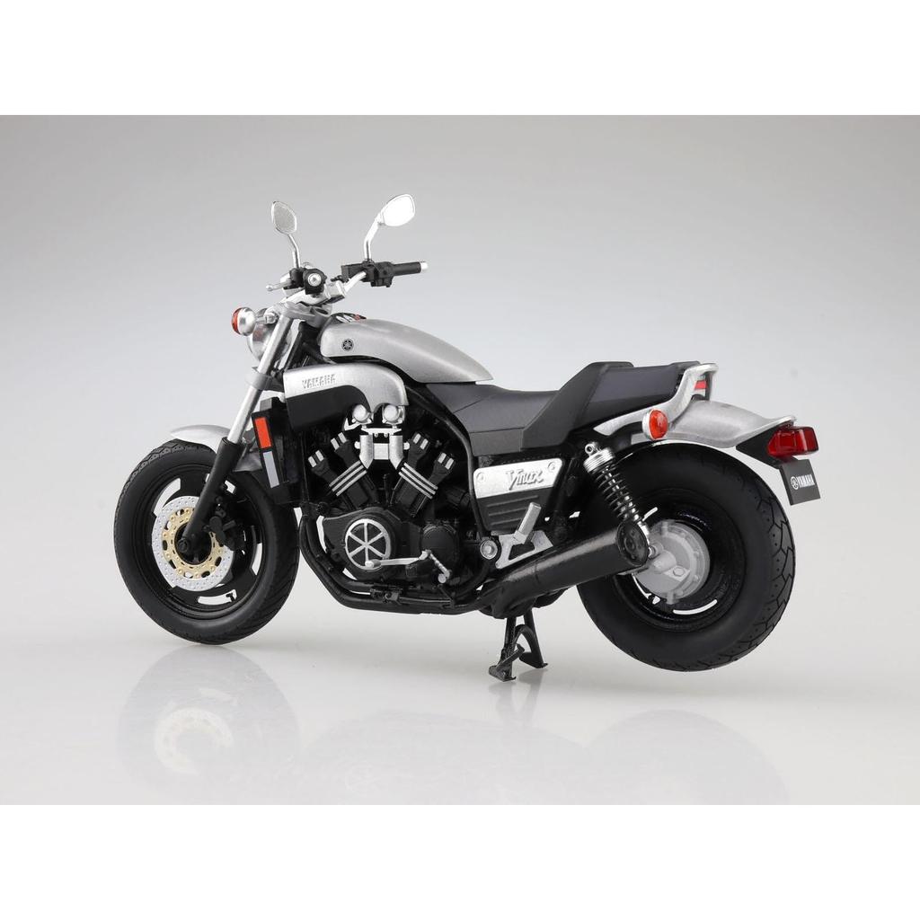 Aoshima Bunka Kyozai (AOSHIMA) Skynet 1/12 Scale Complete Motorcycle Yamaha Vmax New Silver Dust