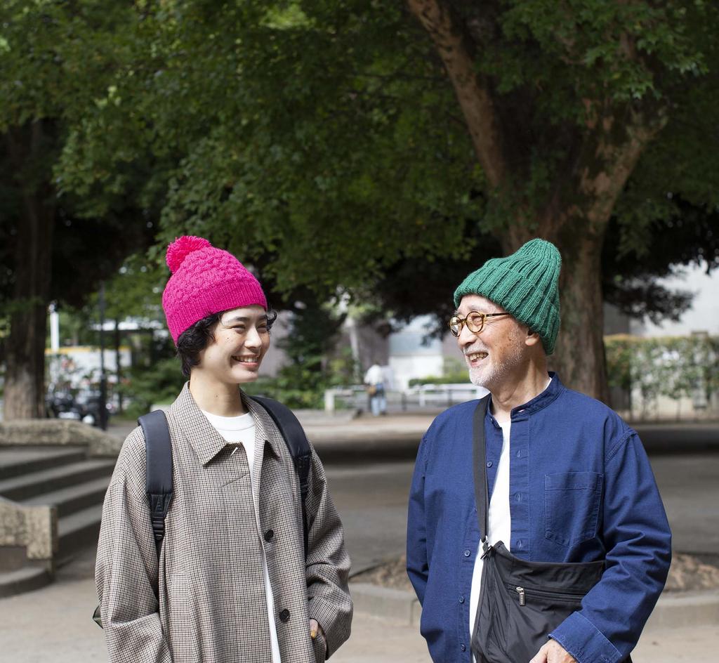 Everyday Life and Hand-Knitted Hats (Lady Boutique Series No. 8577)