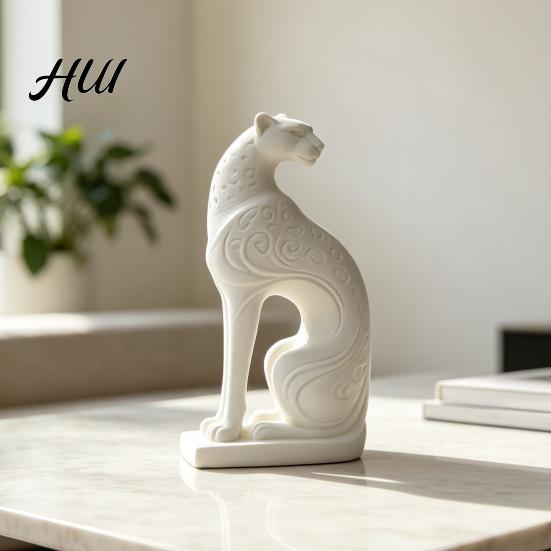 Modern Light Luxury Style Decor 3D Printed Hollow Leopard Figurine, Abstract Cheetah Sculpture Unique Artistic Home Accent for Desk Shelf, Minimalist