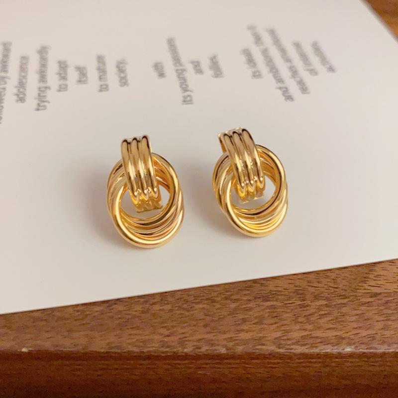 Modern Fashion Twist Metal Wrap Stud Earrings For Women Gold Silver Color Trendy Daily Wear Jewelry Pendientes Mujer oorbellen