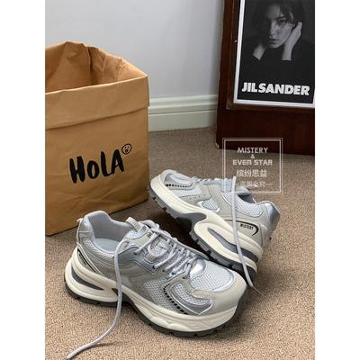 Женская обувь – Кроссовки